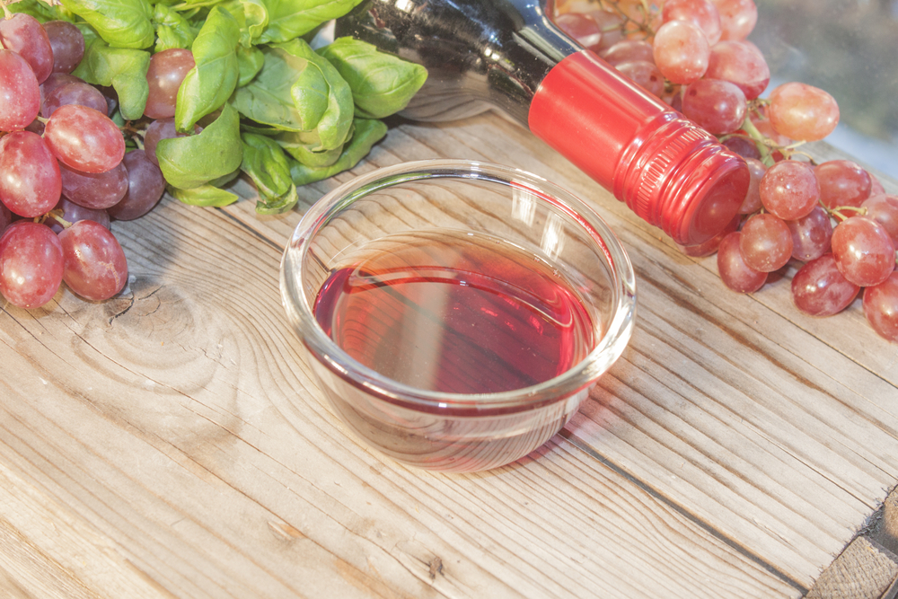 The Twelve Amazing Health Benefits Of Red Wine Vinegar
