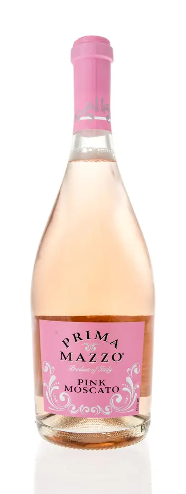 Bottle of Prima Mazzo Pink Moscato on a white background