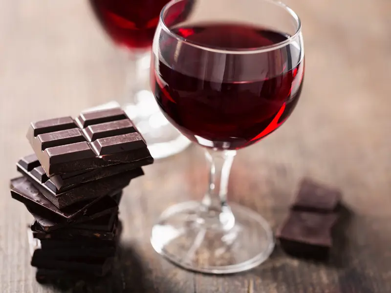 How Much Sugar is in a Glass and Bottle of Red Wine - Red wine and chocolate
